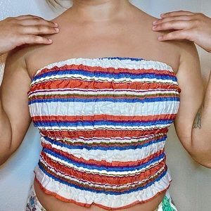 Tube top in various colors. Size S/M. Stretchy